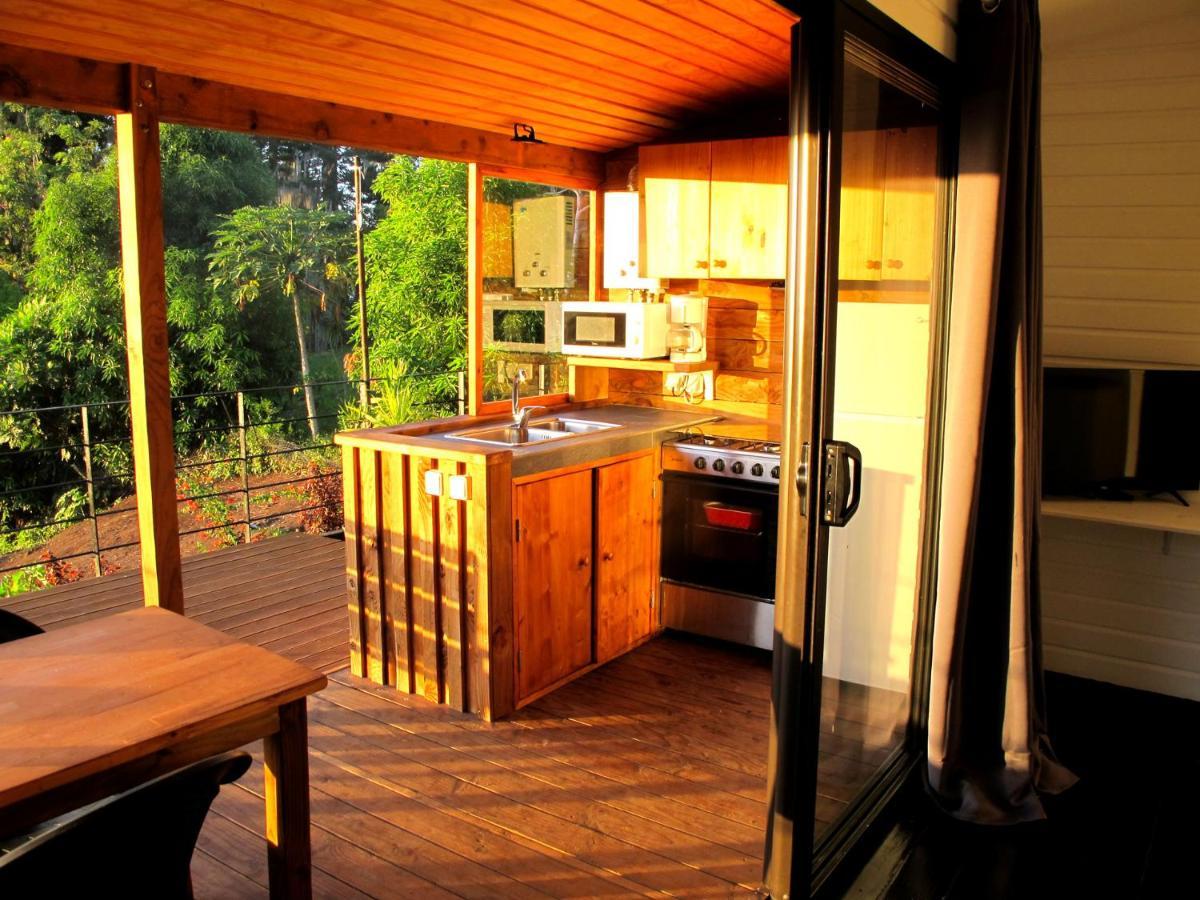 Bounty Lodge Tahiti Arue  Exteriör bild